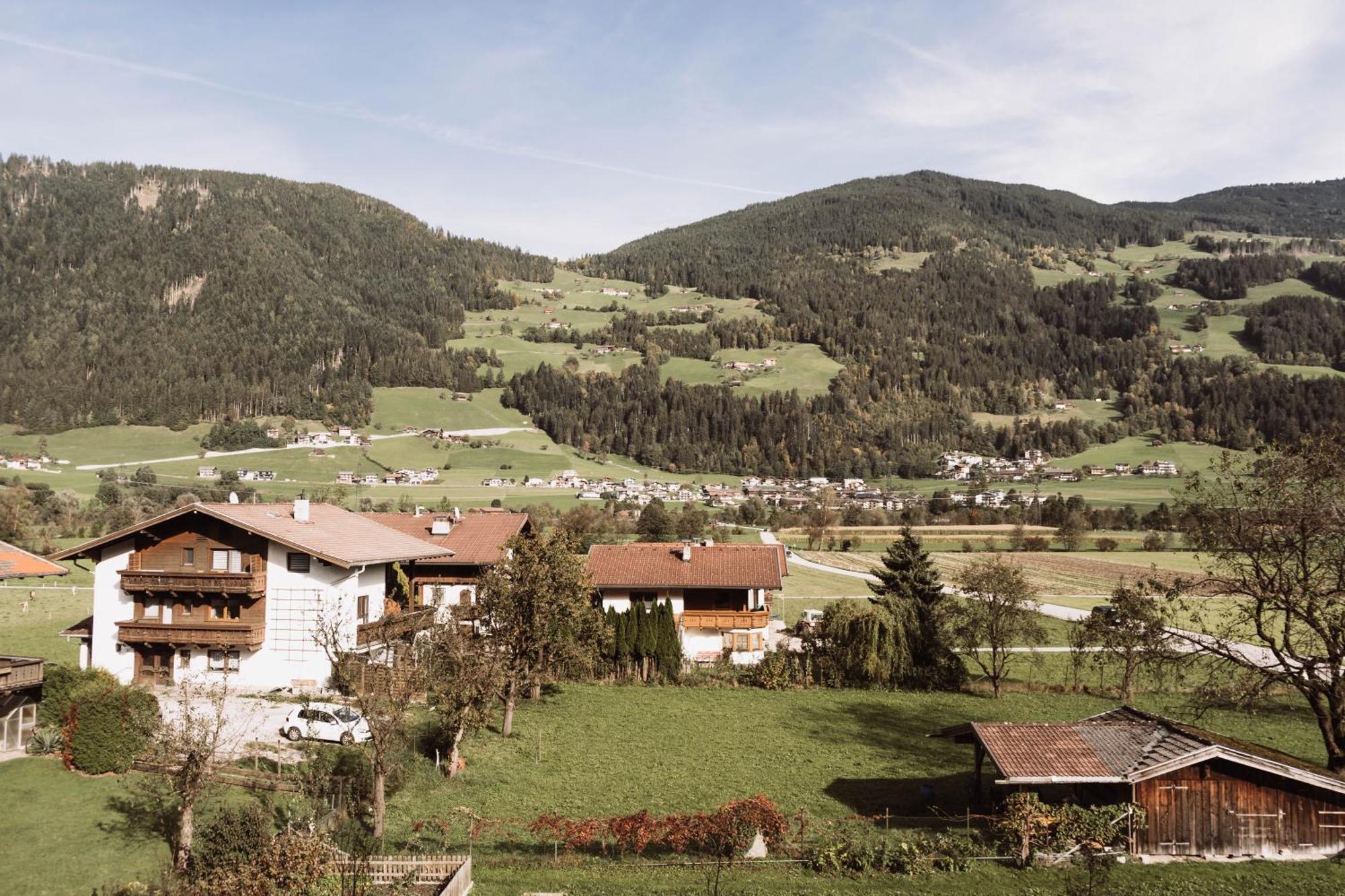 Lebe'Schlitters - Das Ferienapartmenthaus Im Zillertal エクステリア 写真