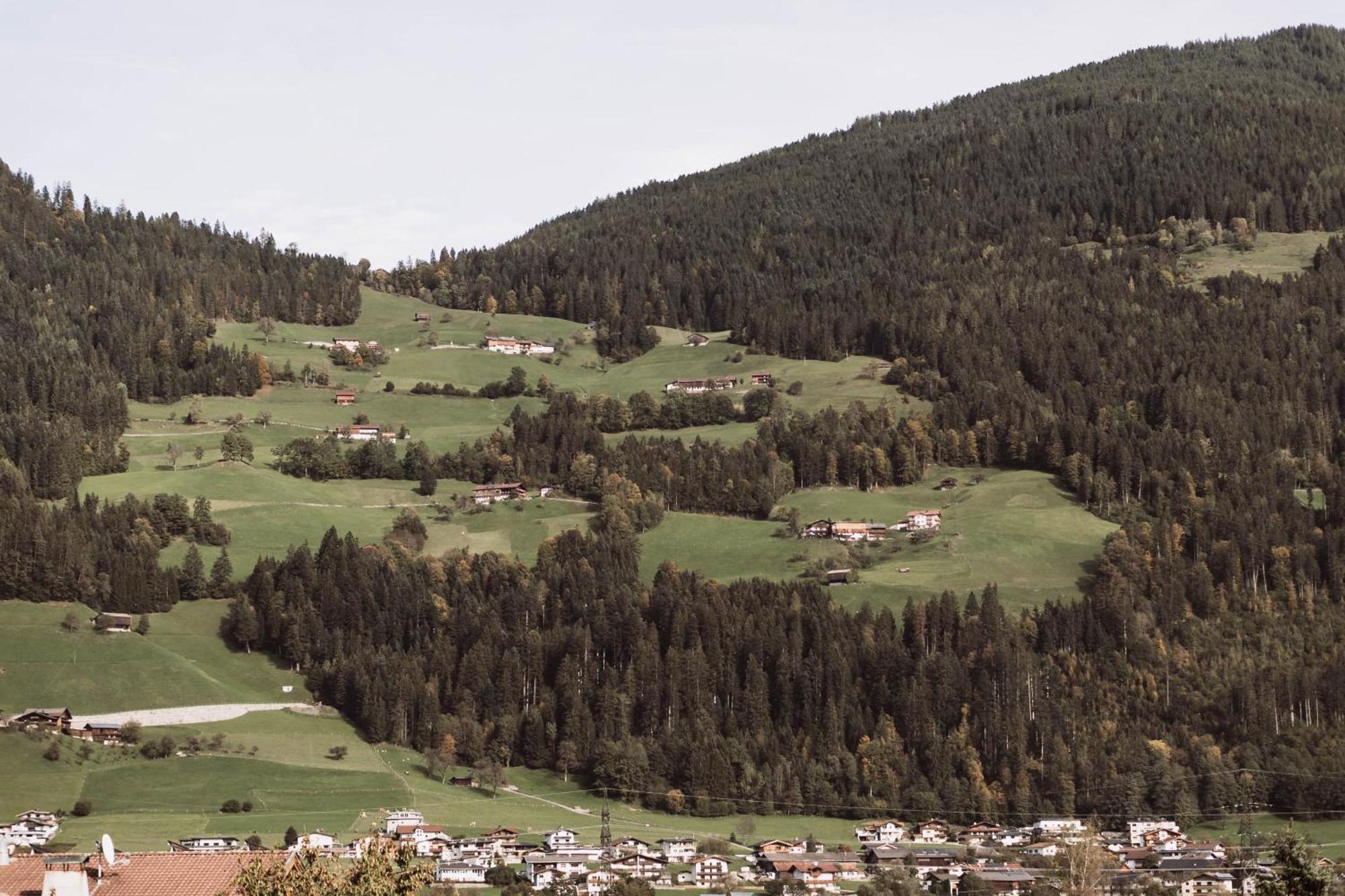 Lebe'Schlitters - Das Ferienapartmenthaus Im Zillertal エクステリア 写真
